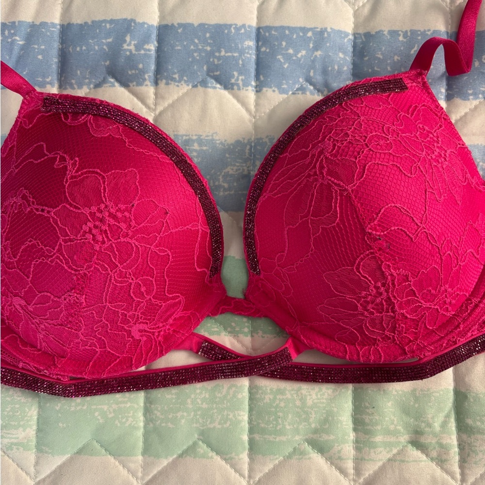 Elegant Pink Lace Bra